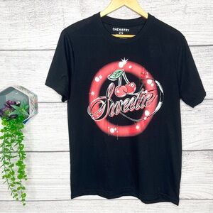 NWT Chemistry Black & Red Sweetie Cherry Airbrush Graphic Tee Unisex Size Medium